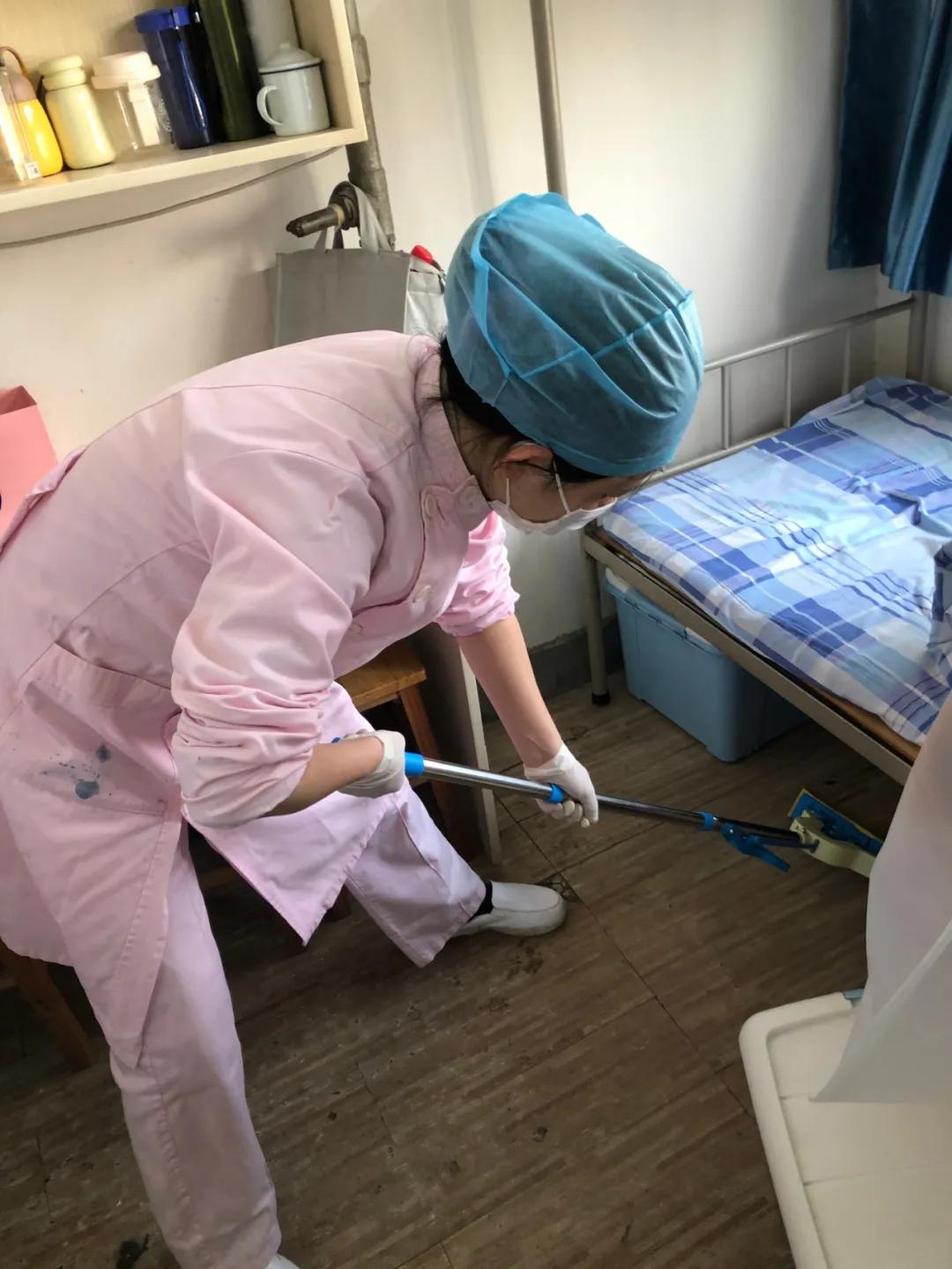 省胸科醫(yī)院開展“迎新春 除舊塵”環(huán)境衛(wèi)生大掃除活動