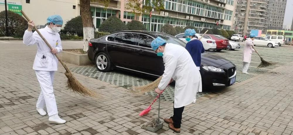 省胸科醫(yī)院開展“迎新春 除舊塵”環(huán)境衛(wèi)生大掃除活動