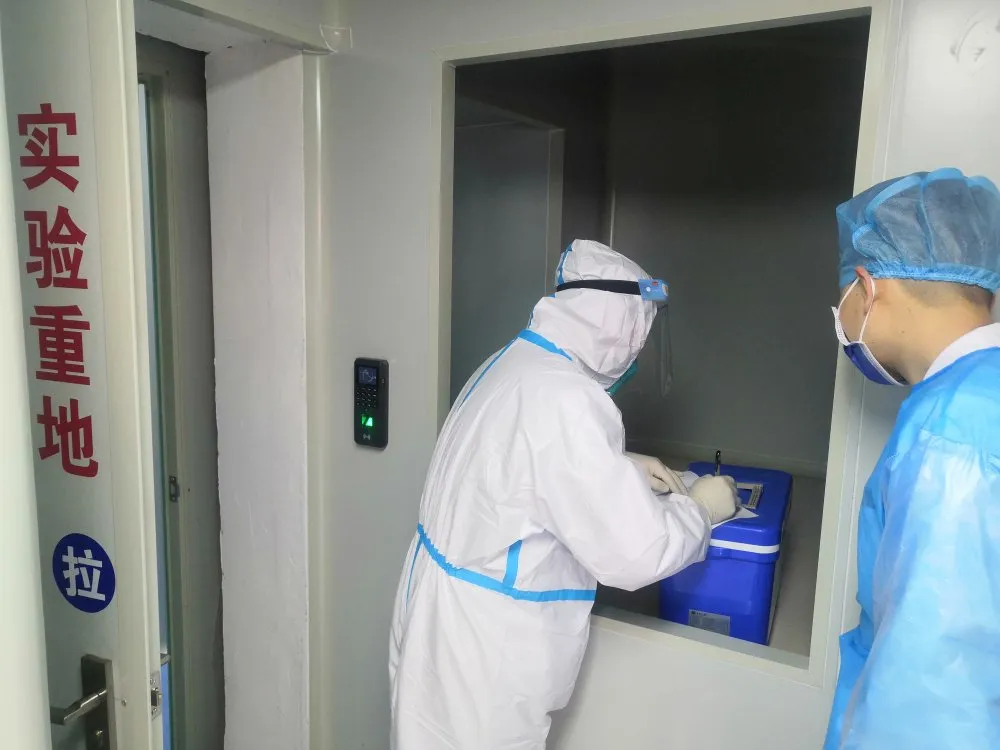 江西省胸科醫(yī)院開展贛通碼核酸檢測登記平臺使用和采樣演練