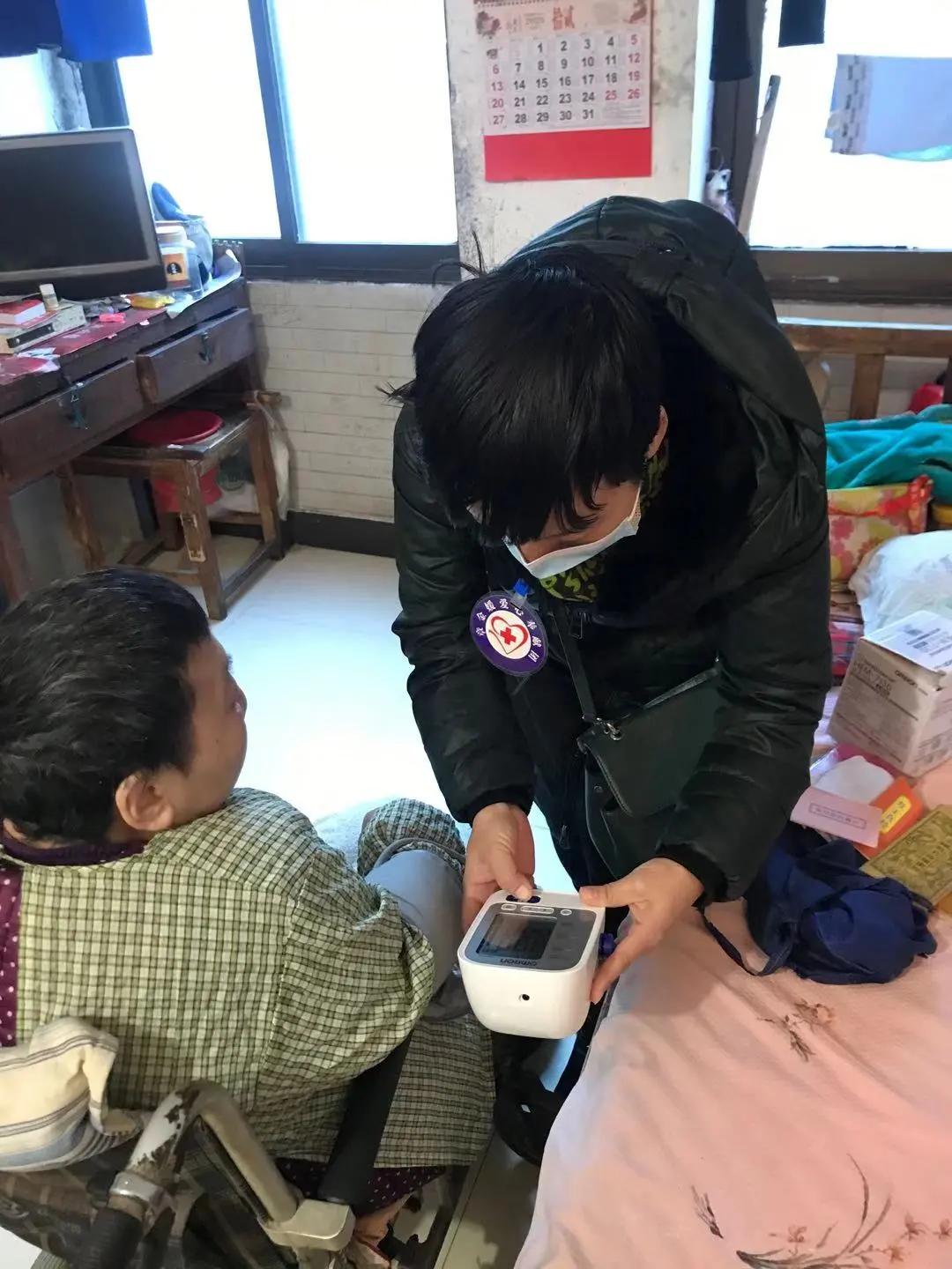 勝似親人傳遞愛 服務(wù)到家暖人心