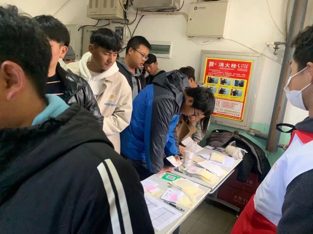 關(guān)注大學(xué)生健康，我們在行動